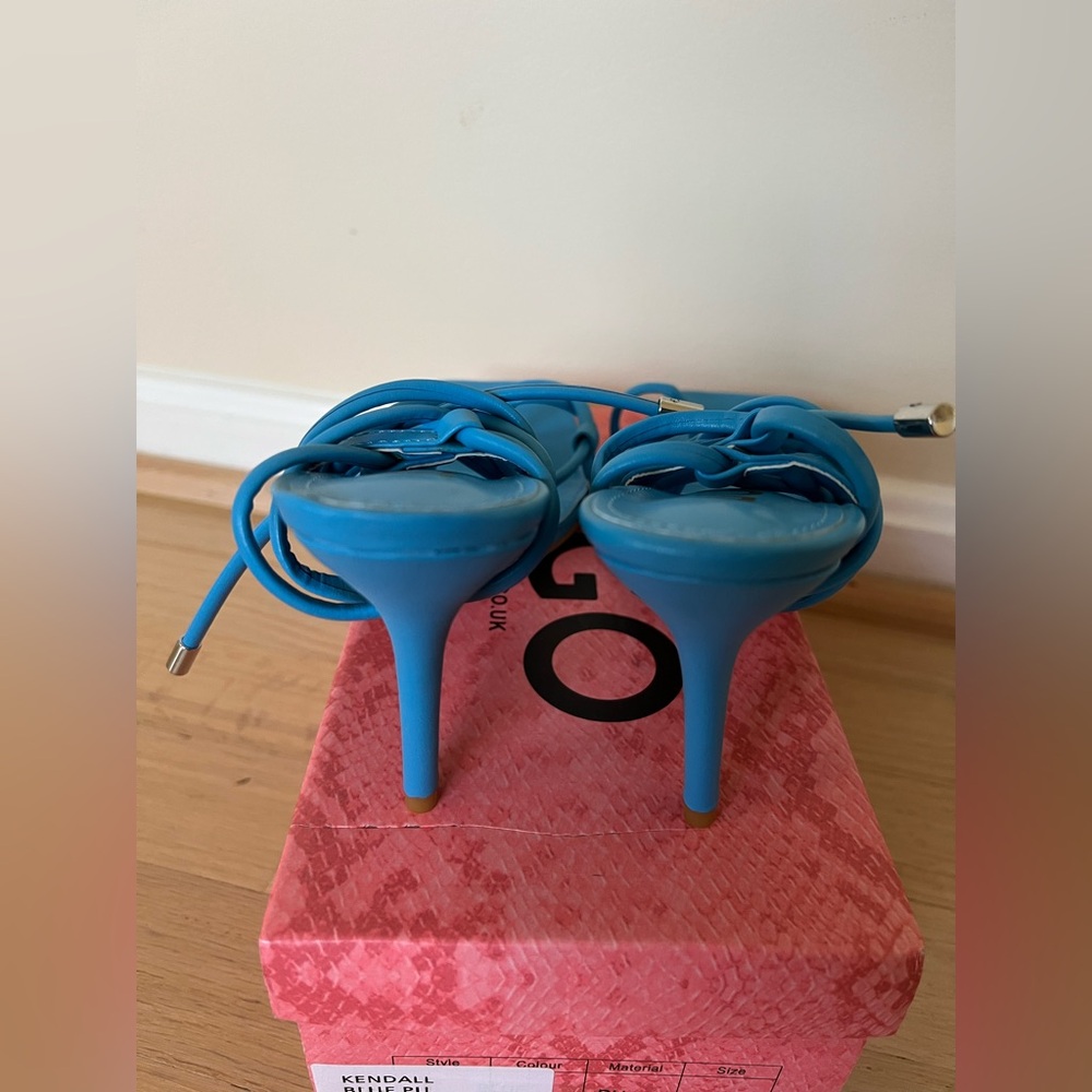 EGO Vibrant Blue Lace-Up Heels - Picture 6 of 8